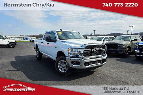 Bright White Clearcoat 2024 RAM 2500 Big Horn Crew Cab 4x4 6'4' Box