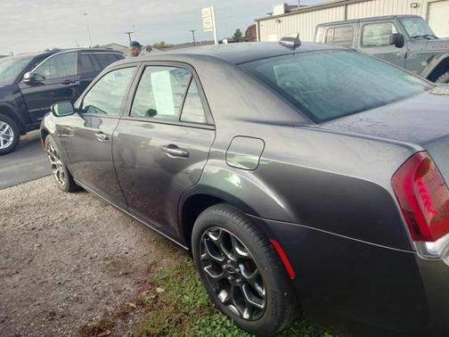 2015 Chrysler 300 S