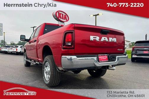 2025 RAM 2500 Tradesman Crew Cab 4x4 6'4' Box