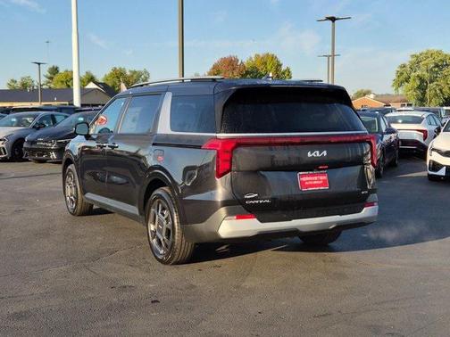 2026 Kia Carnival Hybrid EX