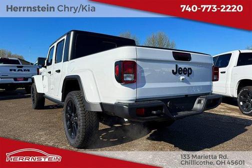 2025 Jeep Gladiator Nighthawk