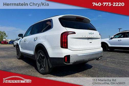2023 Kia Telluride S