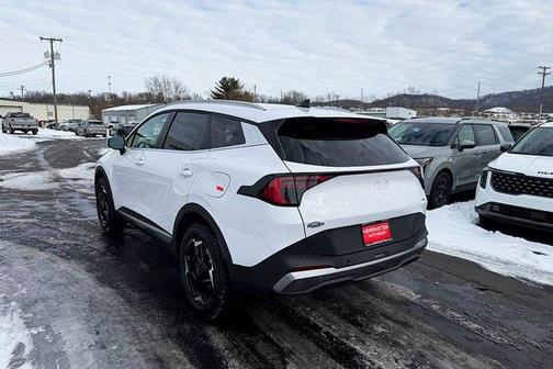 2026 Kia Sportage EX