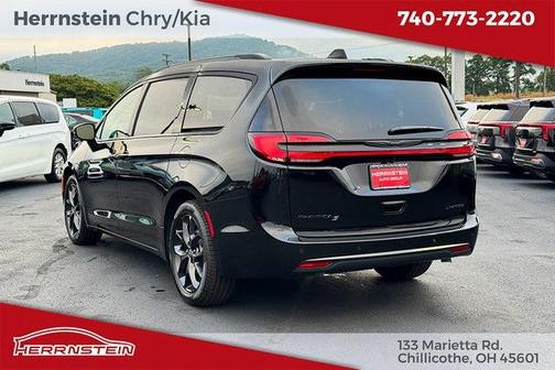 2026 Chrysler Pacifica Limited