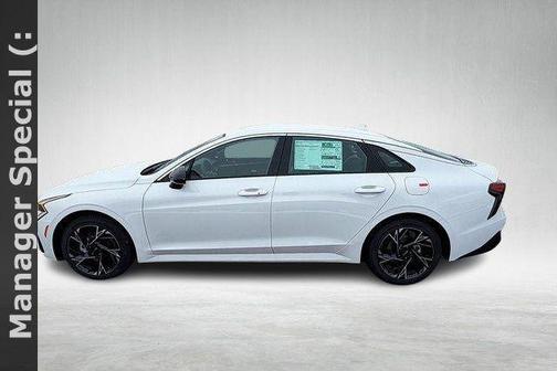 White Pearl 2026 Kia K5 GT-Line