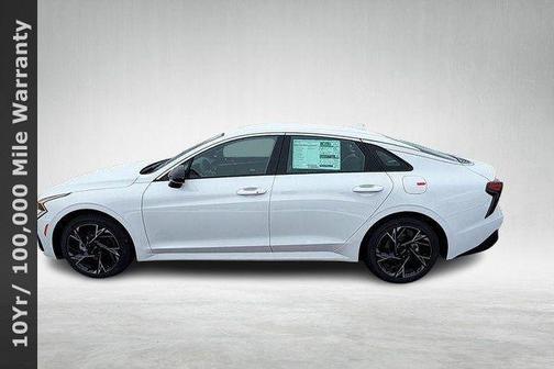 White Pearl 2026 Kia K5 GT-Line