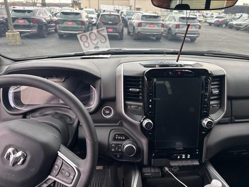 2025 RAM 1500 Big Horn/Lone Star