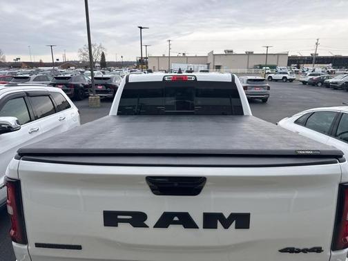2025 RAM 1500 Big Horn/Lone Star