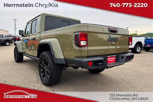 2025 Jeep Gladiator Nighthawk