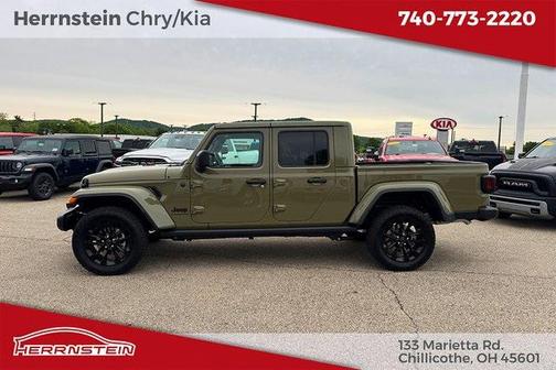 2025 Jeep Gladiator Nighthawk
