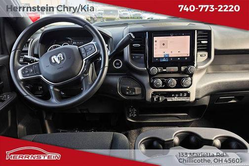 Diamond Black Crystal Pearlcoat 2026 RAM 2500 Black Express Crew Cab 4x4 6'4' Box