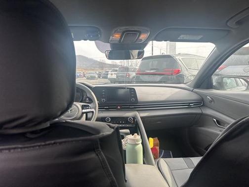 2023 Hyundai ELANTRA HEV Blue