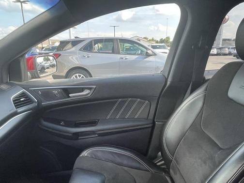 2019 Ford Edge ST