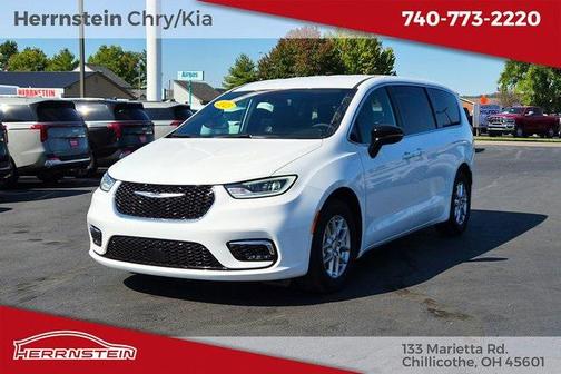 2025 Chrysler Pacifica L