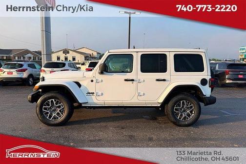 2025 Jeep Wrangler 4-Door Sahara 4x4