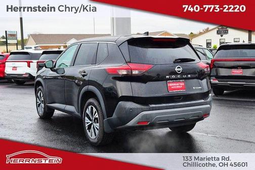 2021 Nissan Rogue SV