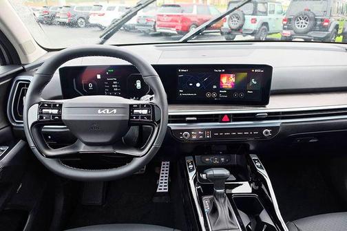 Ivory 2026 Kia Sorento SX