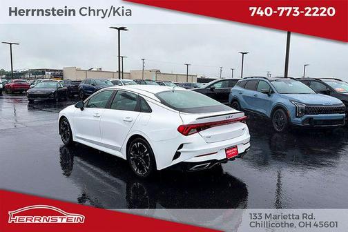 Glacial White Pearl 2022 Kia K5 GT-Line