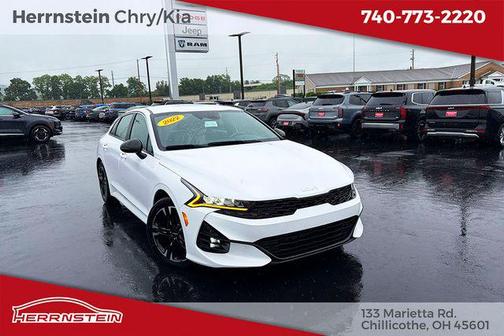 Glacial White Pearl 2022 Kia K5 GT-Line