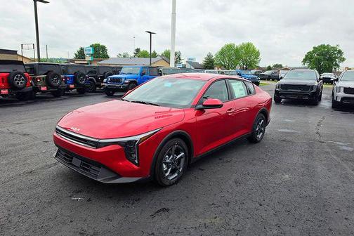Currant Red 2026 Kia K4 LXS