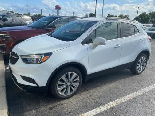 Summit White 2018 Buick Encore Preferred