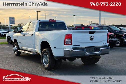 2024 RAM 3500 Big Horn Crew Cab 4x4 8' Box
