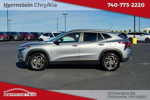 2024 Chevrolet Trax LT