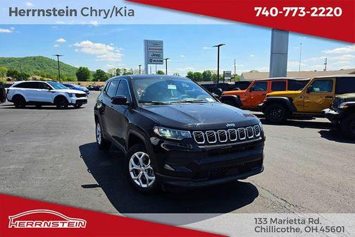 Diamond Black Crystal Pearlcoat 2024 Jeep Compass Sport