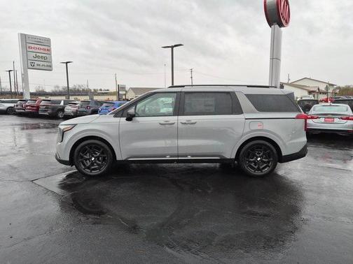 2026 Kia Carnival SX