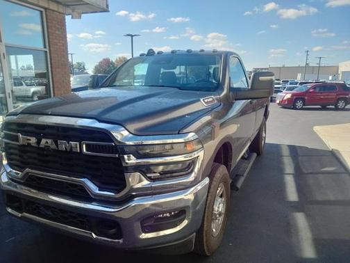 2025 RAM 3500 Tradesman Regular Cab 4x4 8' Box