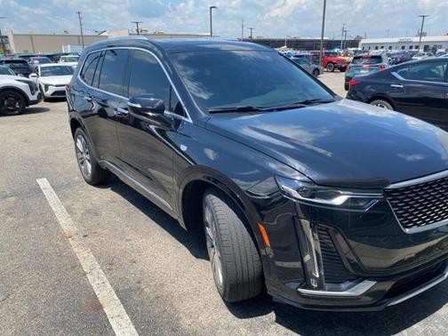 2022 Cadillac XT6 Premium Luxury AWD