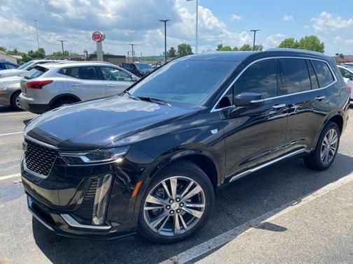 2022 Cadillac XT6 Premium Luxury AWD