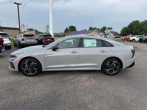 2026 Kia K5
