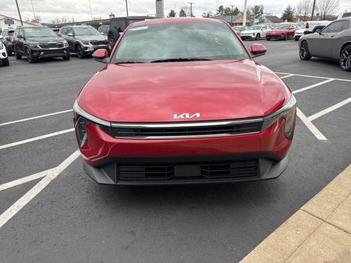 2025 Kia K4 LXS