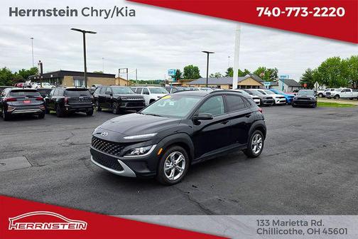 Abyss Black Pearl 2023 Hyundai KONA SEL
