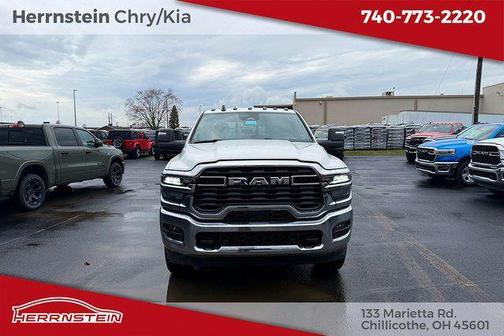 2026 RAM 2500 Tradesman Crew Cab 4x4 6'4' Box
