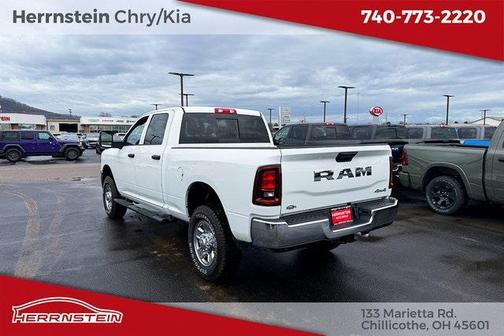 2026 RAM 2500 Tradesman Crew Cab 4x4 6'4' Box