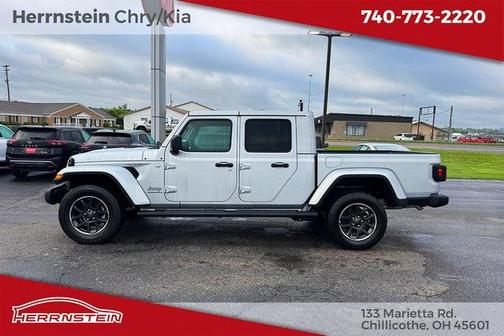 2023 Jeep Gladiator Overland