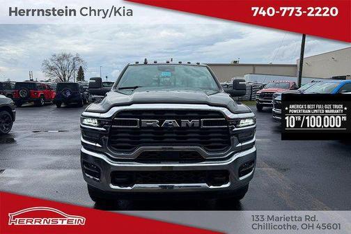 Diamond Black Crystal Pearlcoat 2026 RAM 2500 Tradesman Crew Cab 4x4 6'4' Box