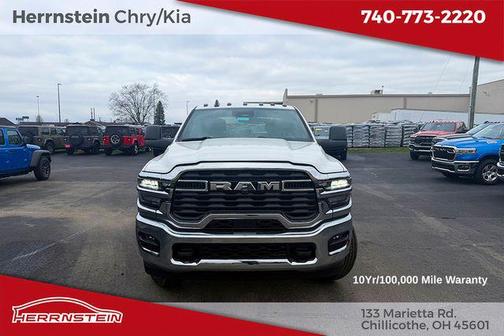 2026 RAM 2500 Tradesman Crew Cab 4x4 6'4' Box
