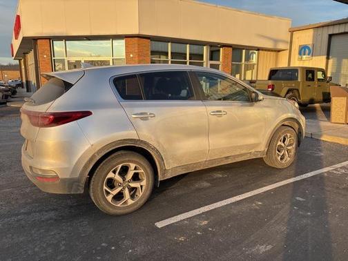 2022 Kia Sportage LX