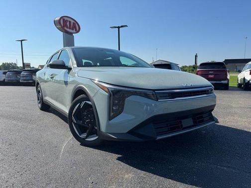 2025 Kia K4 EX