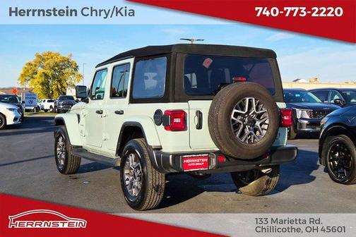 2024 Jeep Wrangler 4-Door Sahara 4x4