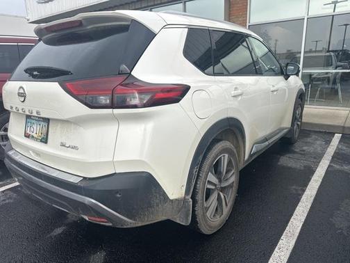 2023 Nissan Rogue SL