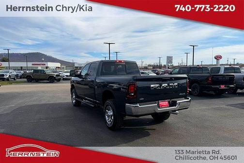 2026 RAM 2500 Tradesman Crew Cab 4x4 6'4' Box