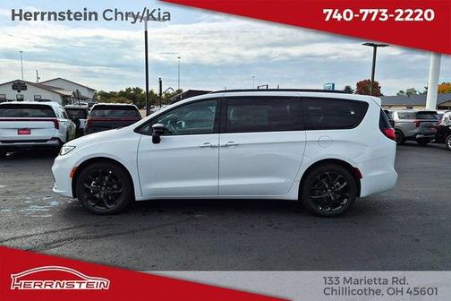 2026 Chrysler Pacifica L