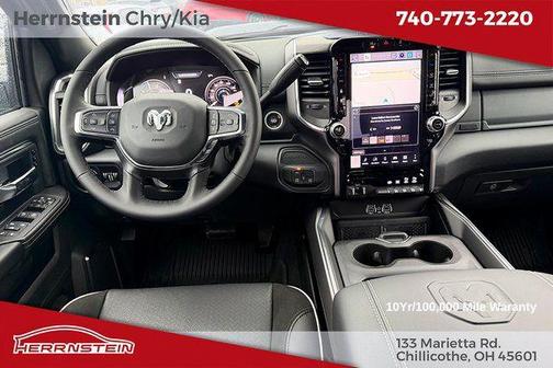 Diamond Black Crystal Pearlcoat 2026 RAM 2500 Laramie Crew Cab 4x4 6'4' Box