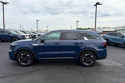 Midnight 2026 Kia Sorento S