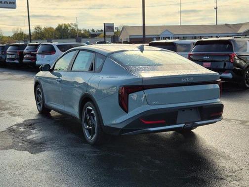 2025 Kia K4 EX