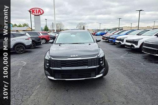 Black 2026 Kia Sportage LX